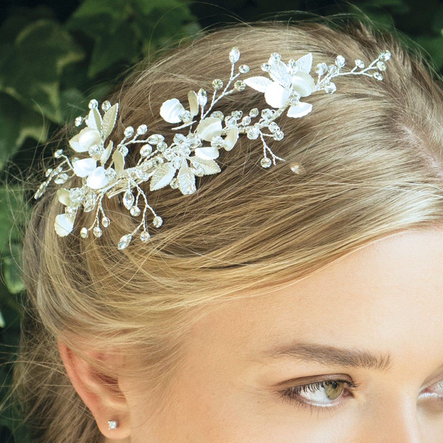 FLORA SILVER CRYSTAL FLOWER SPRAY PROM CLIP