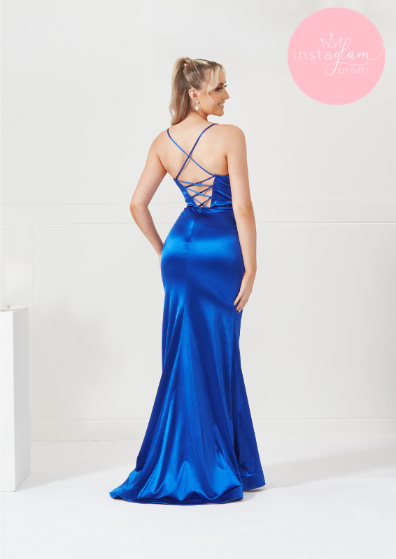 Satin fitted dress with leg split- style AF3310