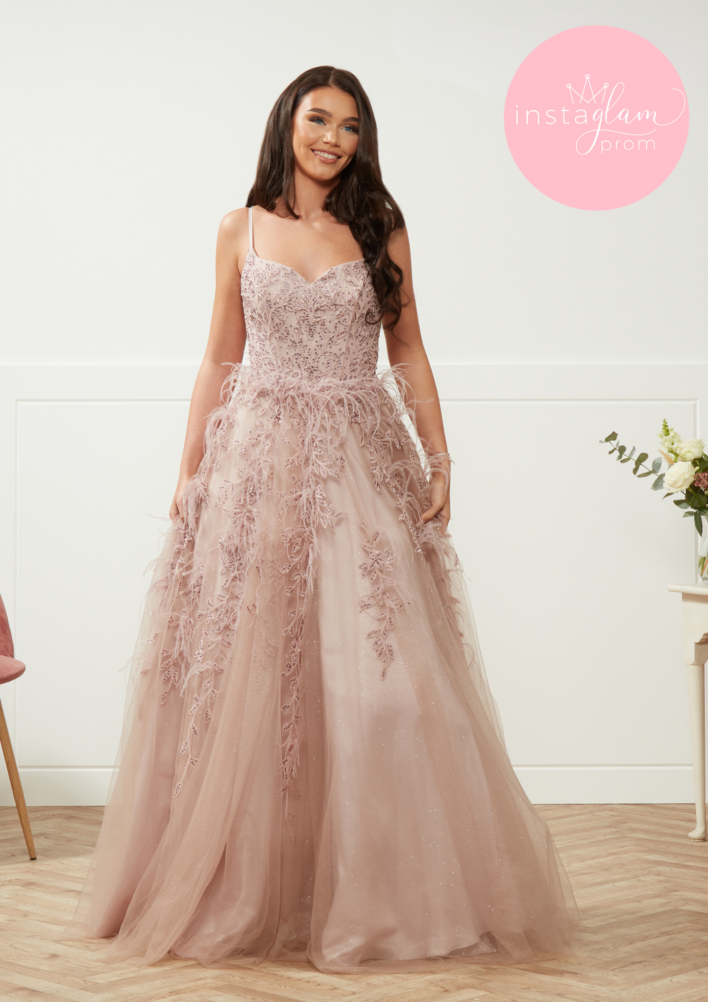 Feathered ballgown-style AF4331