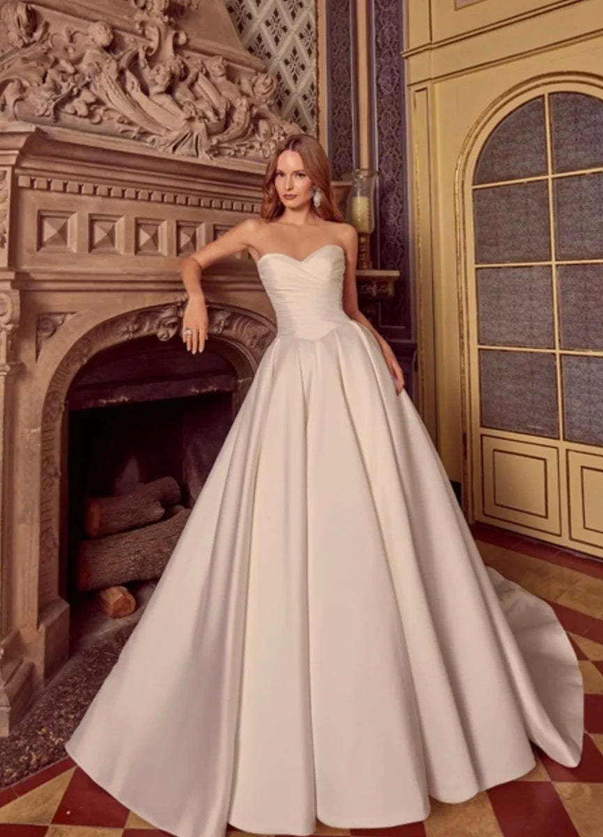 Ronald Joyce Zeniba Style 69961 Ballgown Wedding Dress Size 20 (Ex Bridal Shop Sample)