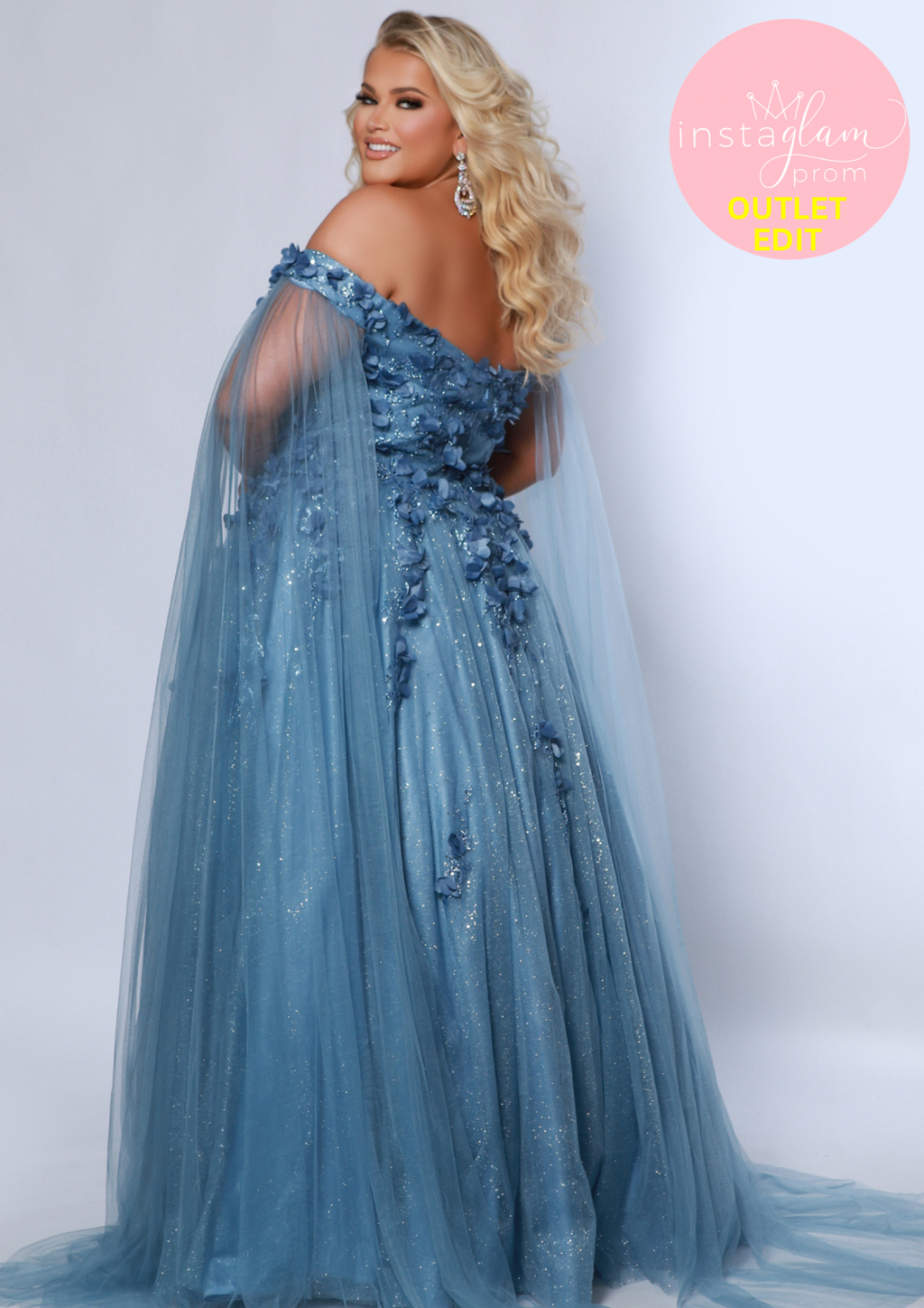 Off the shoulder plus size prom / evening dress