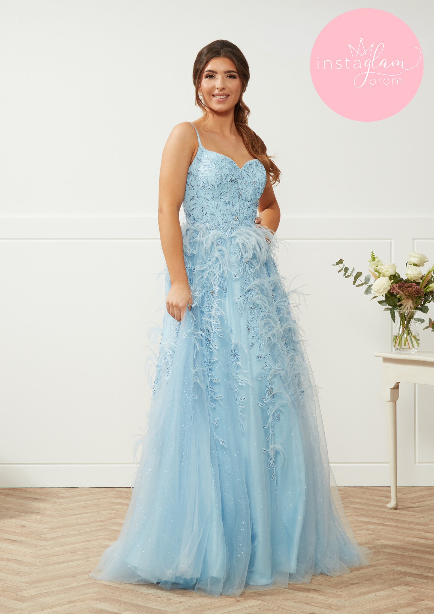 Feathered ballgown-style AF4331