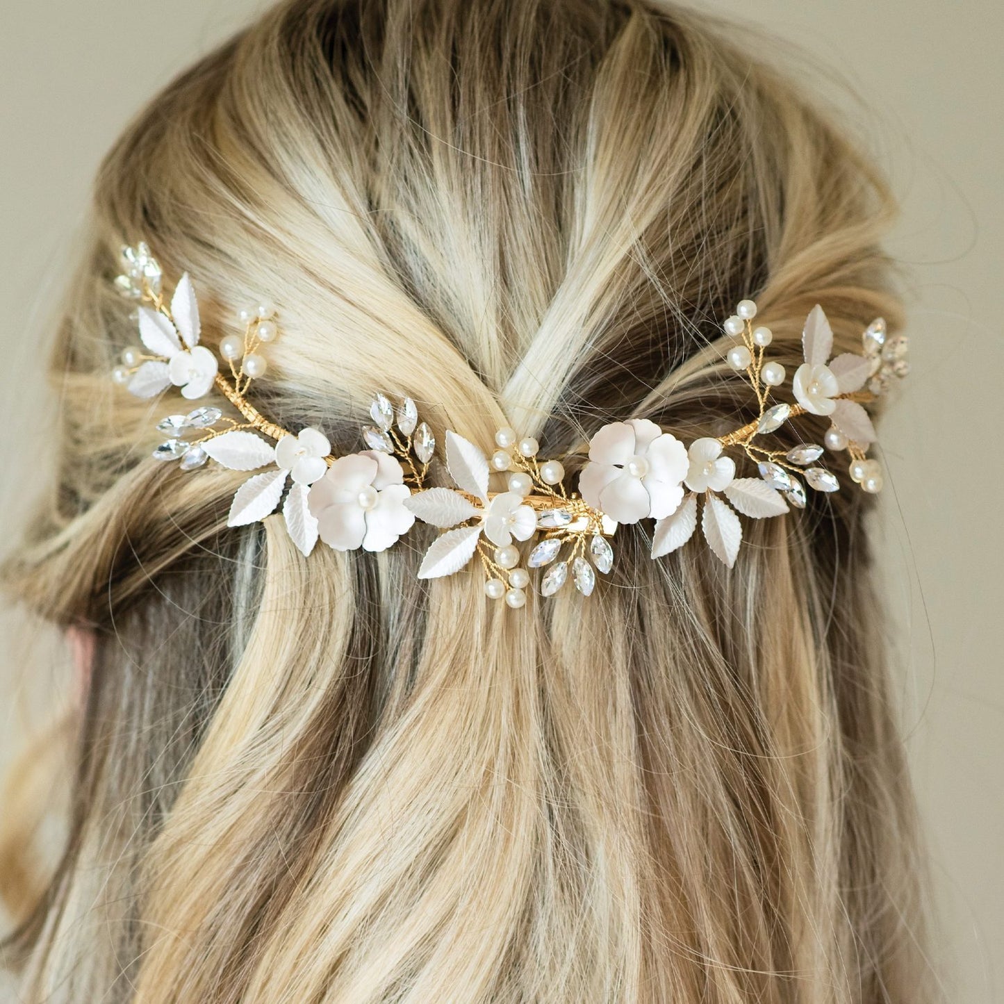 BLOOM PEARL FLORAL CRESCENT PROM CLIP