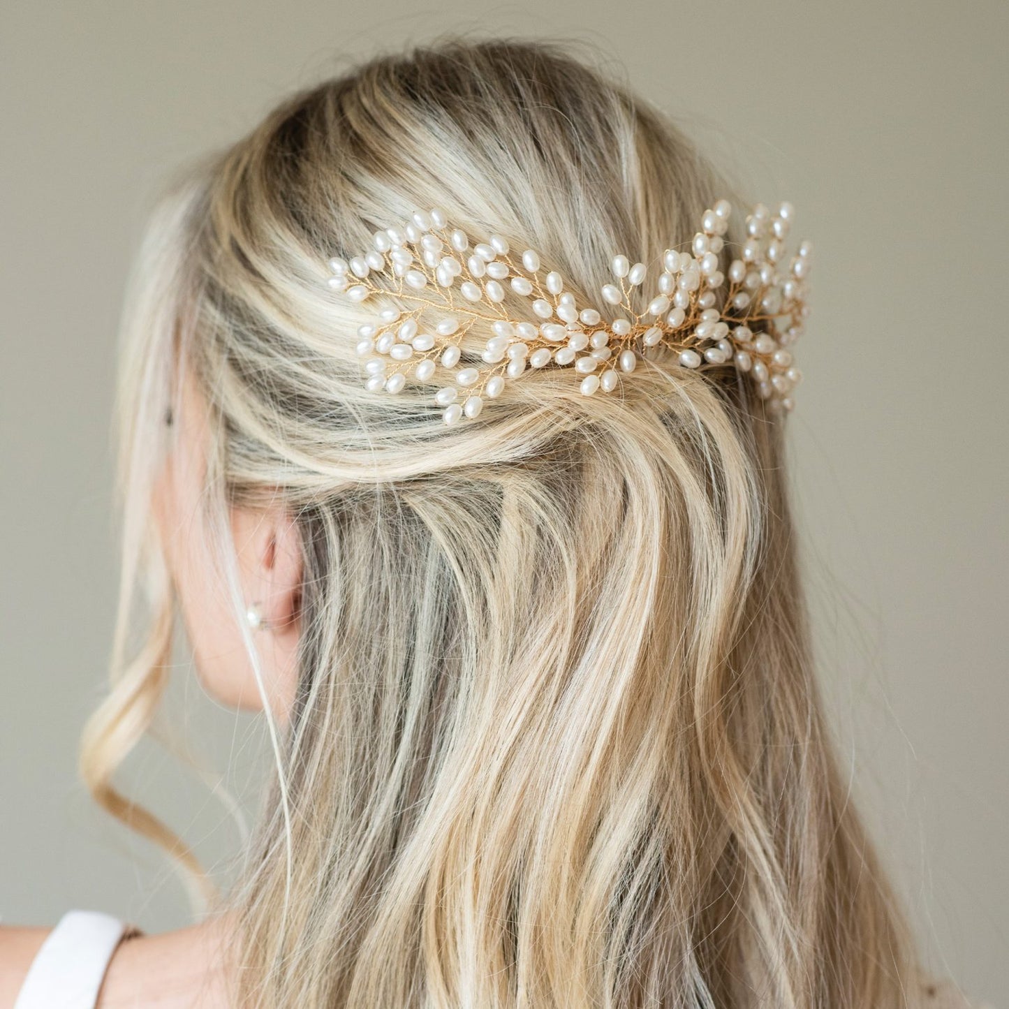 PEARL CASCADE GOLD SPRAY PROM COMB