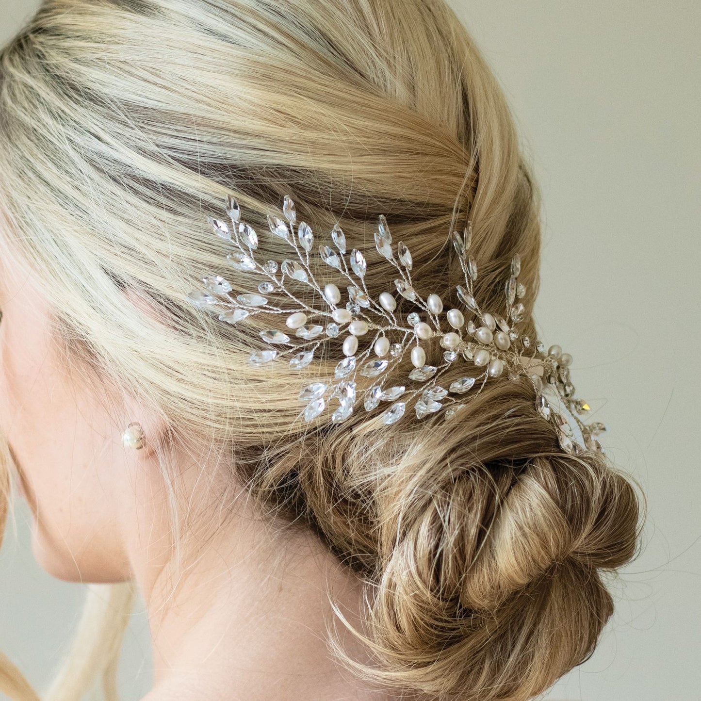 PEARL SERENADE SILVER CRYSTAL SPRAY PROM CLIP