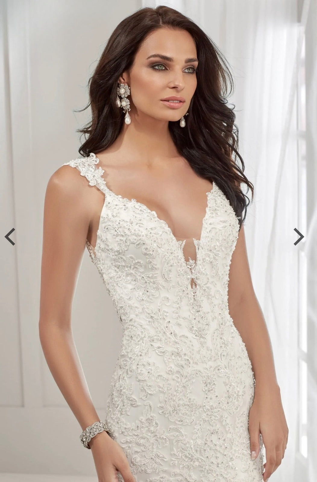 Ronald Joyce (Victoria Jane Collection) Tabitha Style 18201 Fishtail Wedding Dress Size 14 (Ex shop sample)